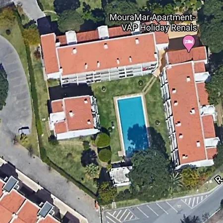T1 Com Piscina - Mouramar I 아파트 빌라모라